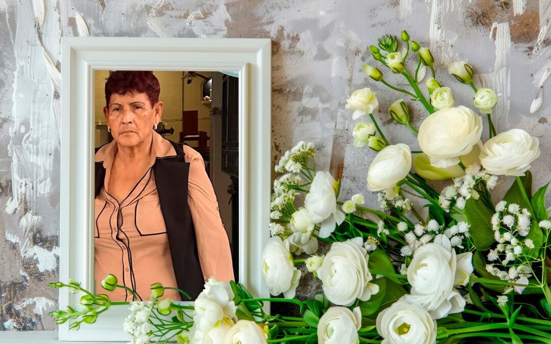 (+) Yolanda Torres Raya