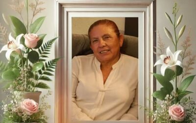 (+) Ma. Adriana Córdova